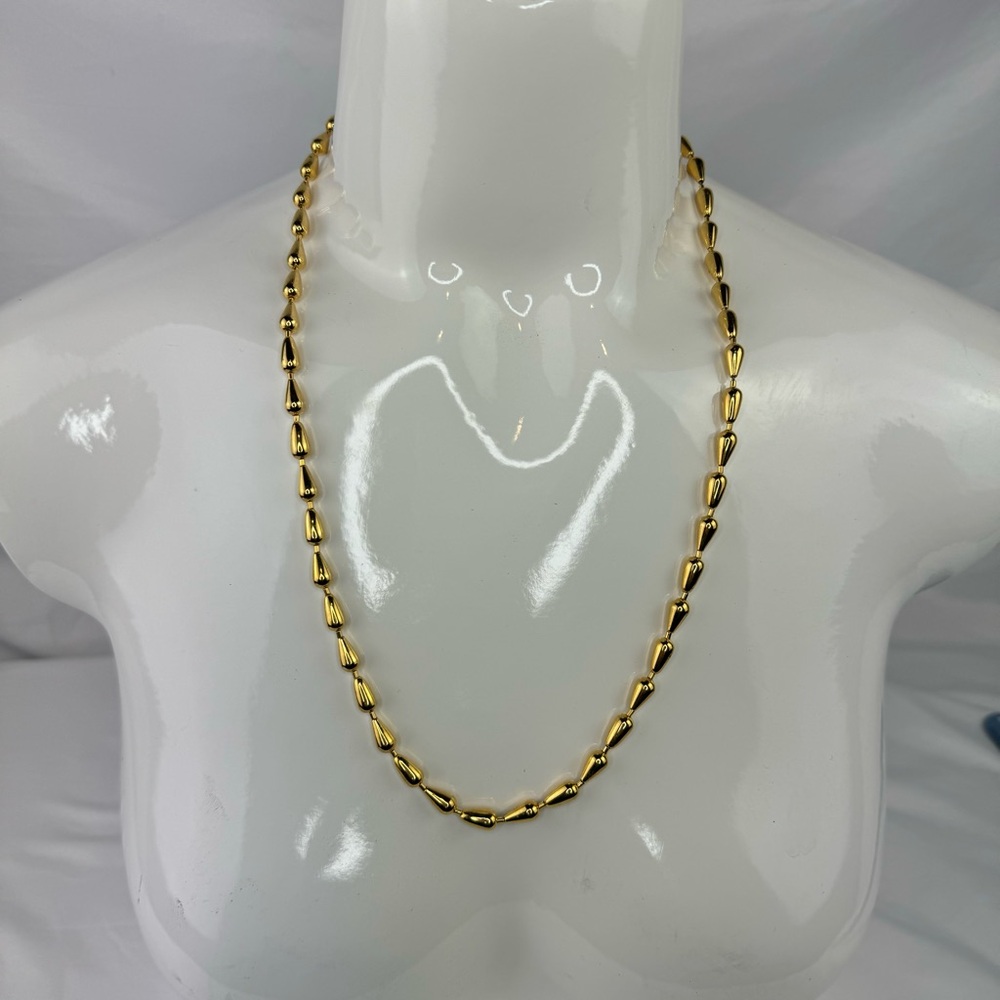 Vintage Monet Gold Tear Drops Necklace Mint Condition